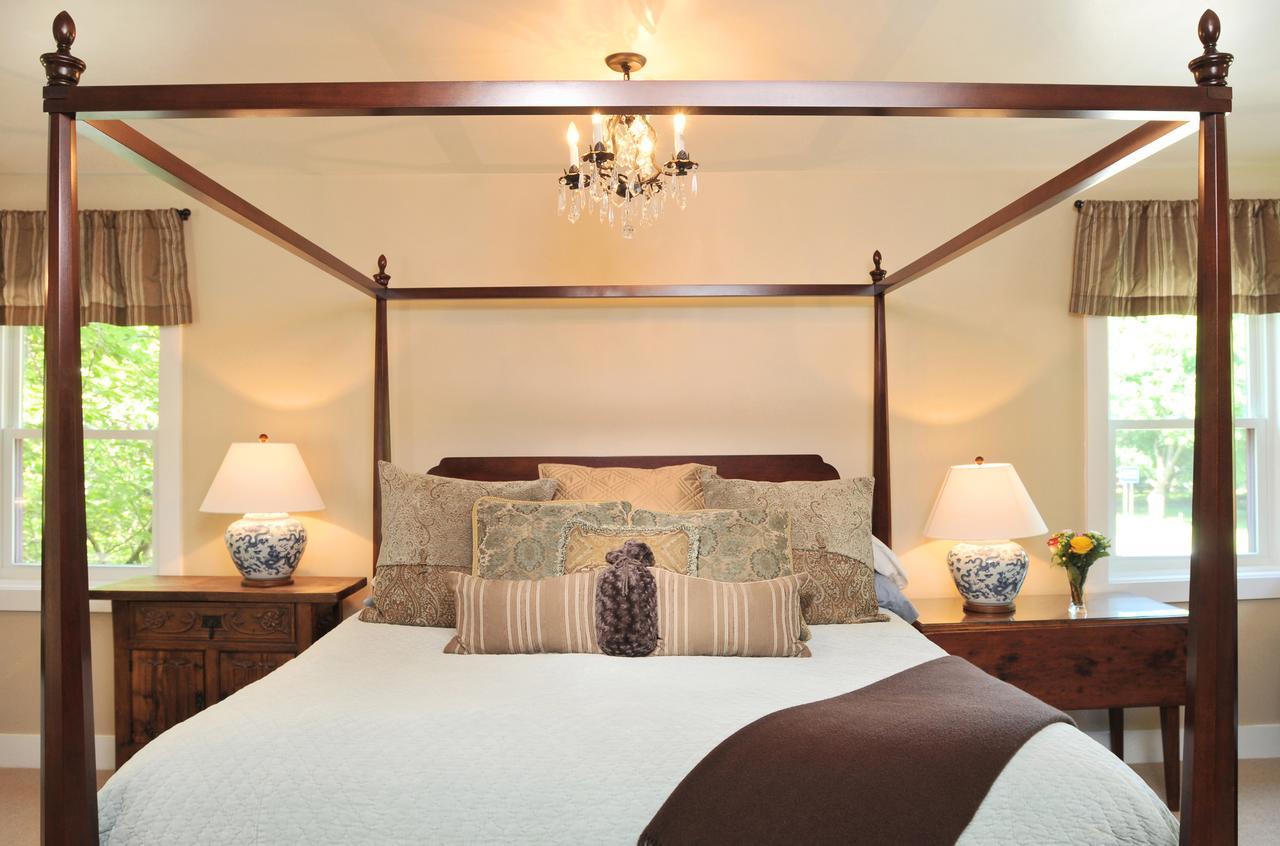 1795 Acorn Inn Bed And Breakfast Canandaigua Ngoại thất bức ảnh